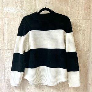 UNIF Ribbed Mock Neck Sweater (Small) - Black/White